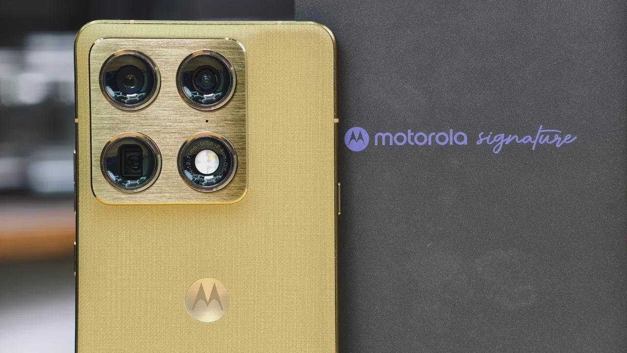SIGNATURE: Hands Down the Best Motorola Ever!