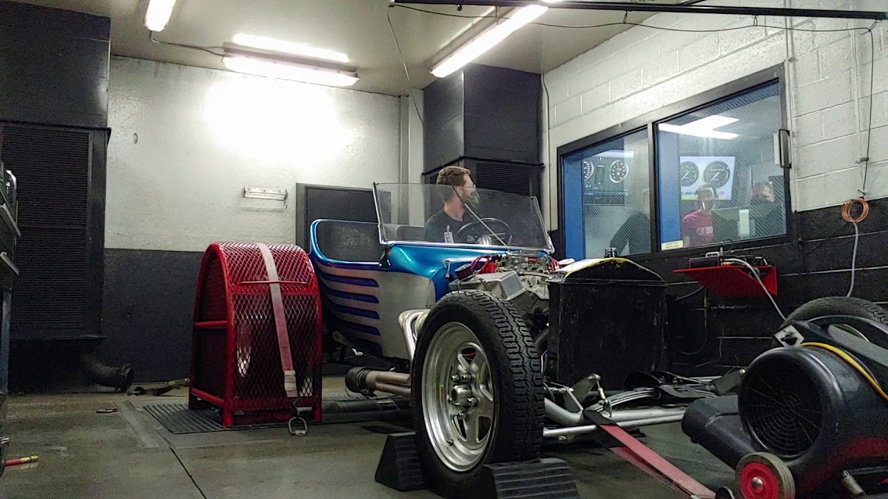 T-bucket on the dyno