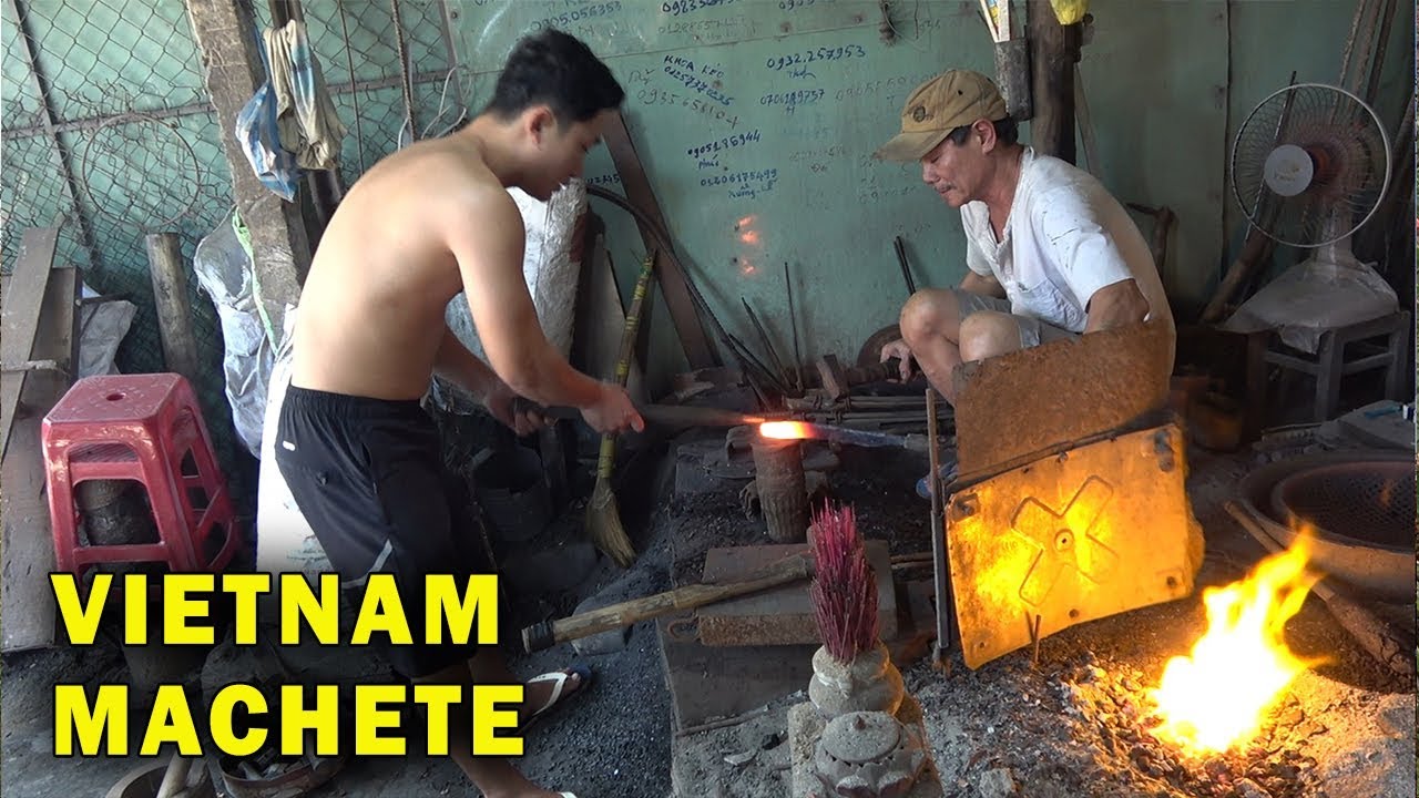 How Blacksmiths make Machetes in Hoi An, Vietnam