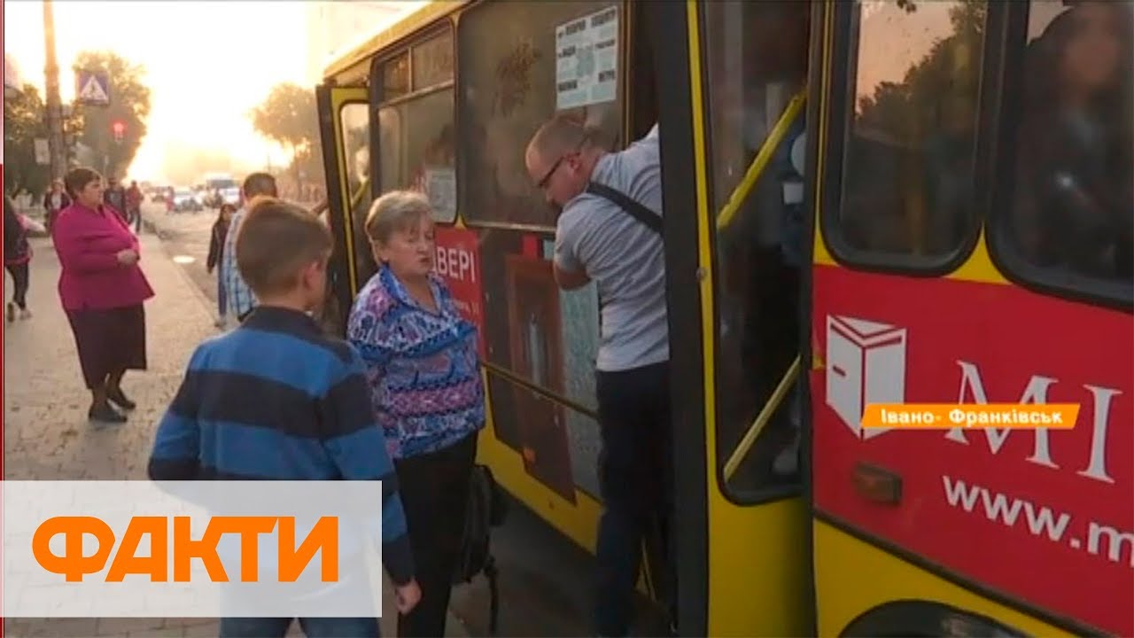 Штурм маршруток и сломанные кости в тесноте: как работает транспорт в Ивано-Франковске