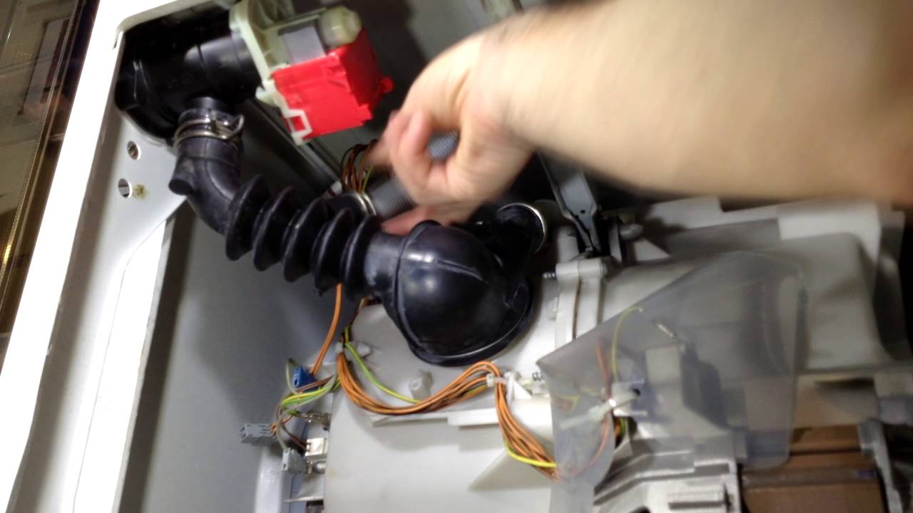 Cambio bomba de desague Lavadora Bosh MAXX, fallo no centrifuga