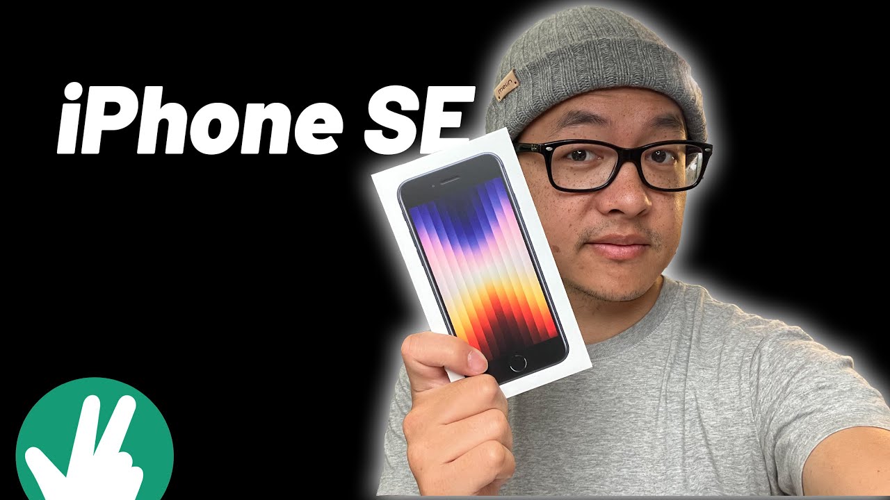 Распаковка iPhone SE 2022