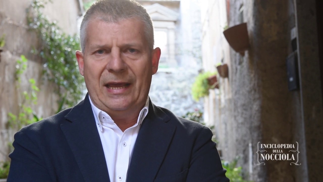 In Tuscia c'è chi punta alla qualità nella coltivazione e promozione delle nocciole