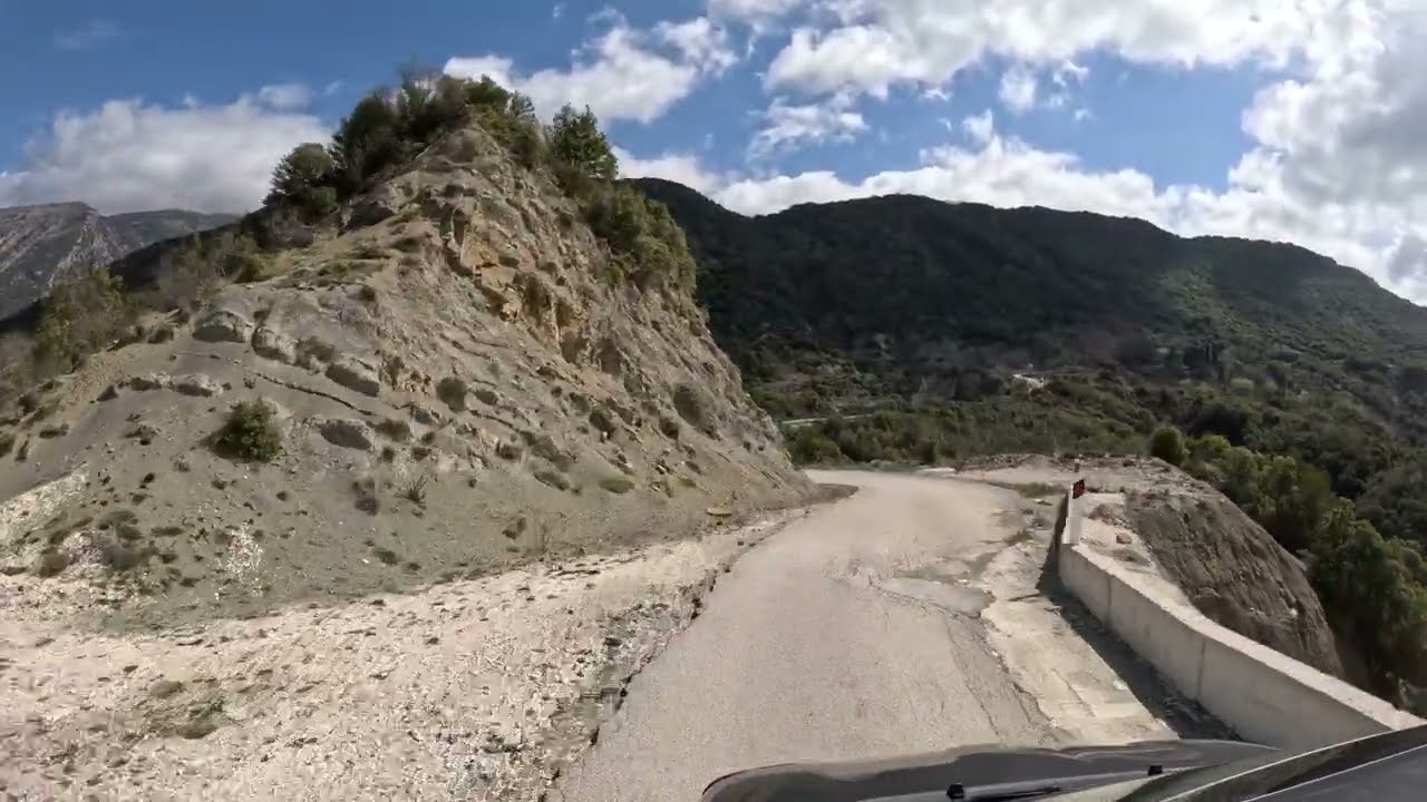 Τύρια, Κάτω Λίππα, Λίππα, Βαργιάδες, Κοπάνη, Λαγκιώτισσα. Σούλι στριφτερό και απαιτητικό.