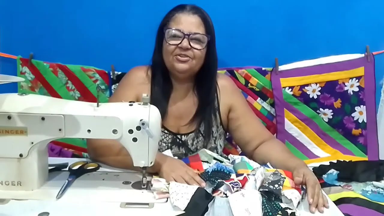 Fiz um TAPETE EMENDANDO RETALHOS vou emendar um monte de TIRAS de RETALHO