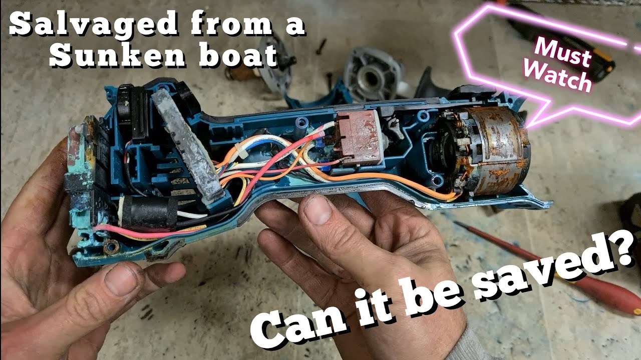 Cordless Makita Grinder rusted solid after being salvaged from a sunken boat.