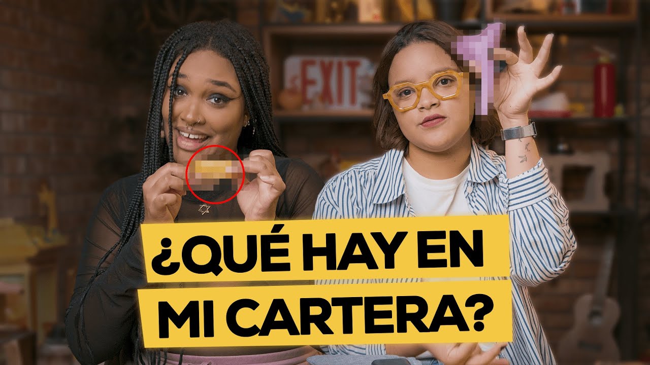 Cosas RIDÍCULAS que lleva una MUJER en su cartera