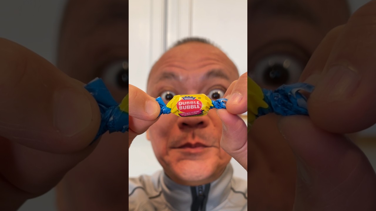 👂 ASMR AMERICA&rsquo;S ORIGINAL DUBBLE BUBBLE GUM FLAVOR AND EATING SOUNDS 👂 #asmr #shorts