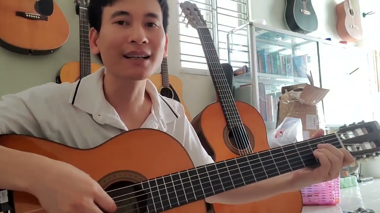 So sánh Yamaha C150 và C400: Đời cao nhất và thấp nhất dòng Guitar Yamaha C Nhật Bản