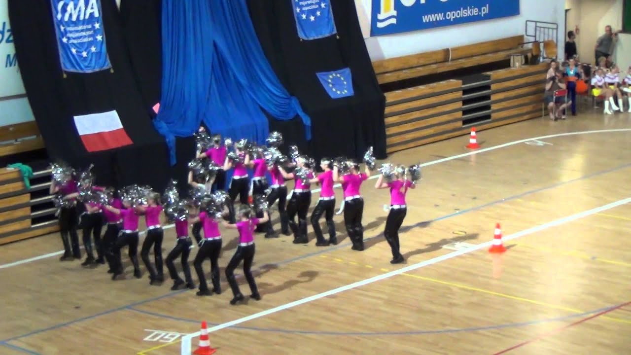 Arabeska I Zawada Książęca MP 2014 przemarsz pom-pom
