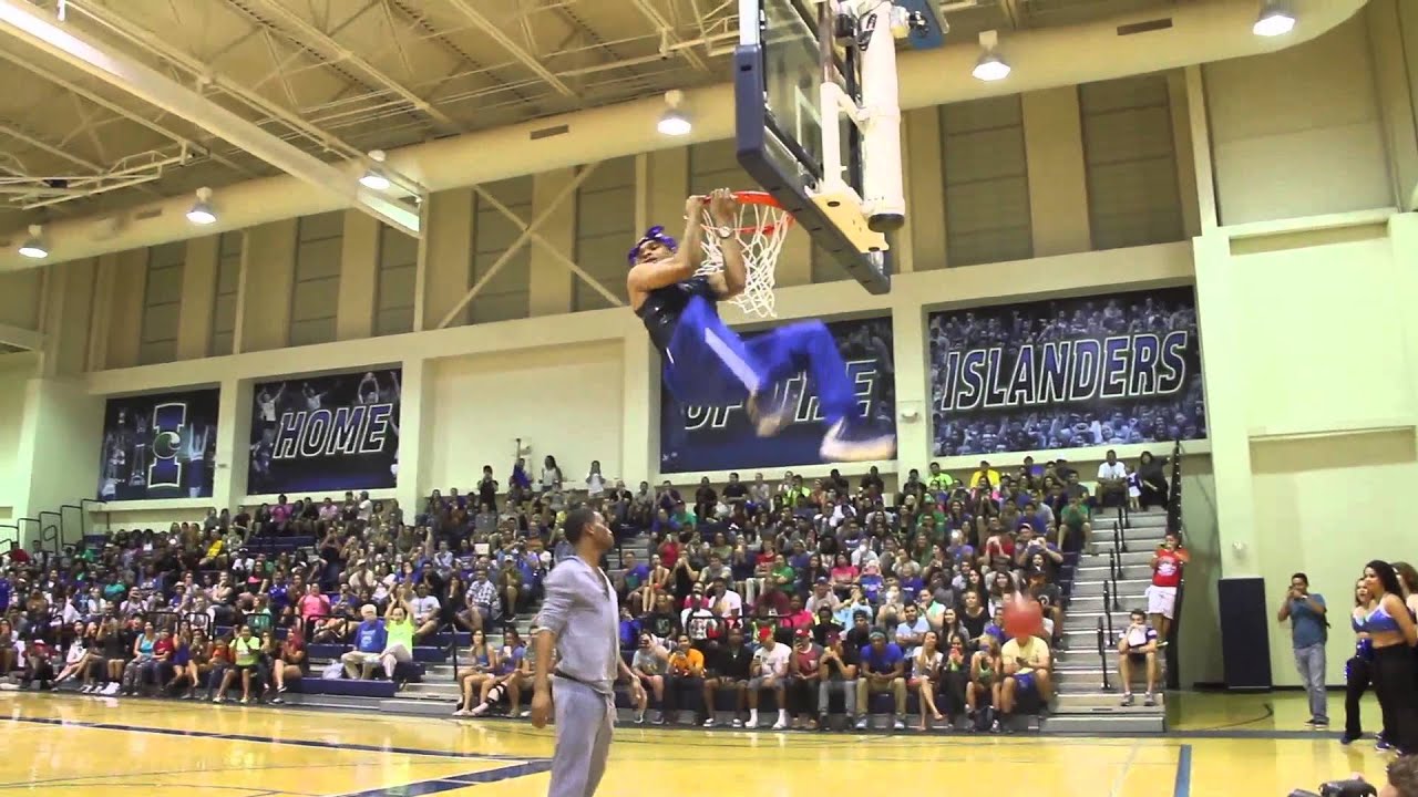 John Jordan 2014-15 Darkhorse Dunker Contest Video