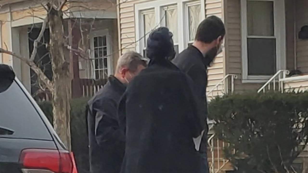 Chicago man was inside Pelosi's office, feds say | Jefferson Park home raided | ABC7 Chicago