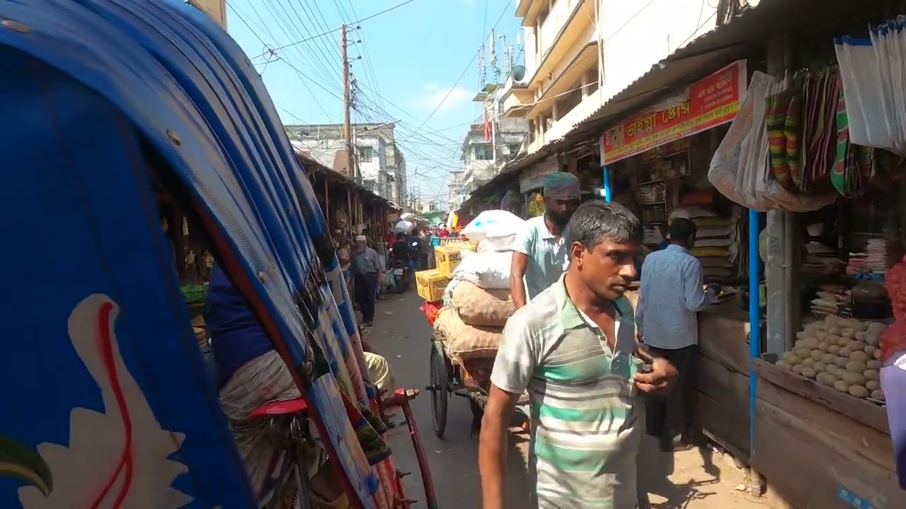 Khulna Boro Bazar in Bangladesh Walking Tour!