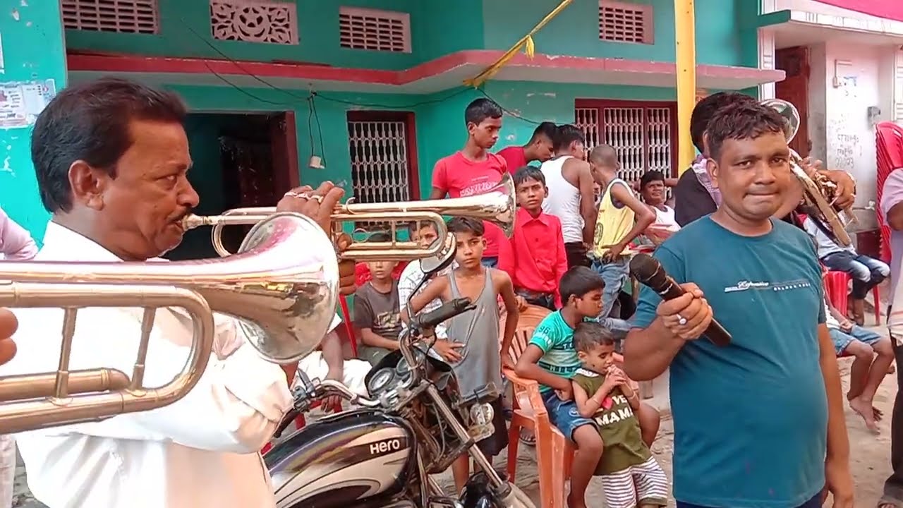 Tajdar-E-Haram Qawwali(Ustad Aslam Master International Trumpet Player)Band Performance