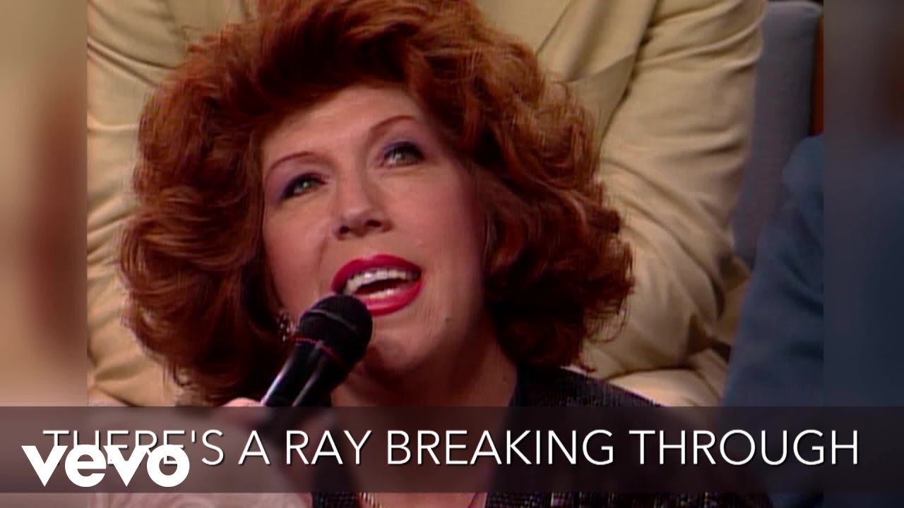 Thank God For The Promise Of Spring (Lyric Video/Live At Studio C, Gaither Studios, Ale...