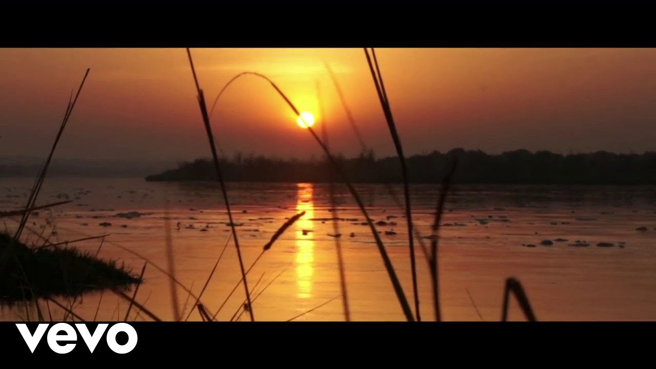 Ivan Puljić - Ostani Tu ft. Maja Blagdan