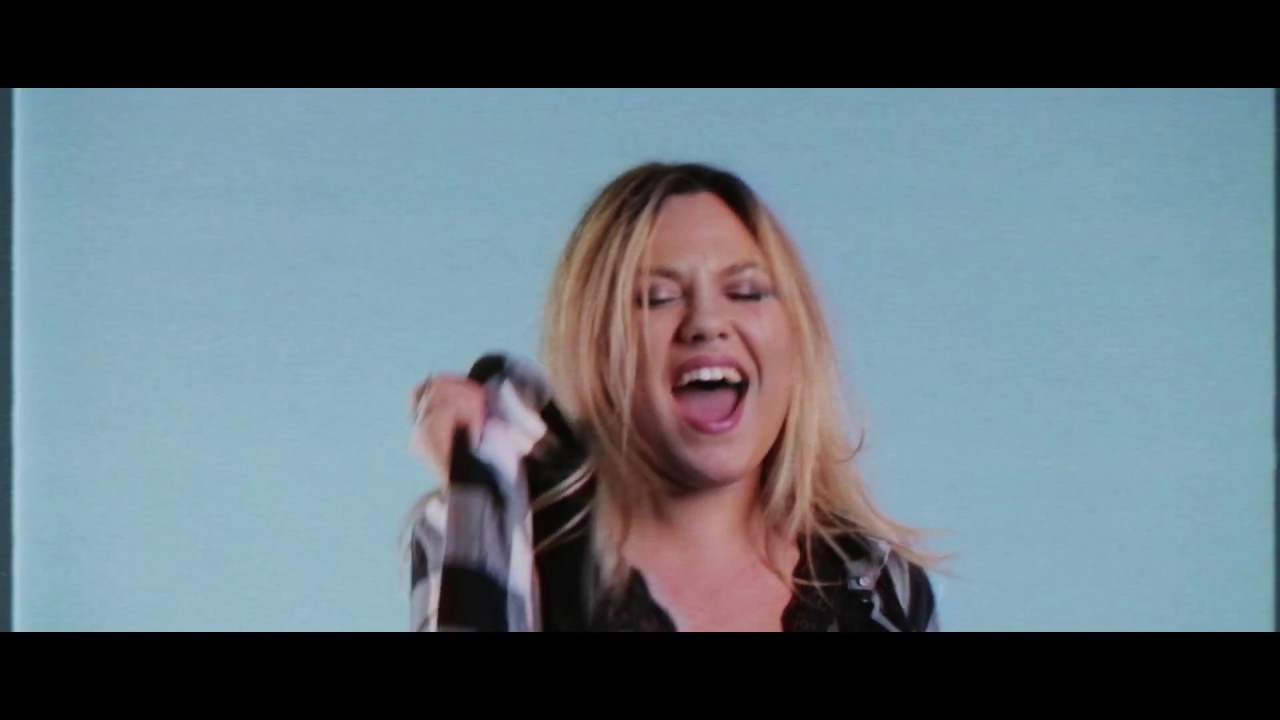 Myself in the music (Official Video)