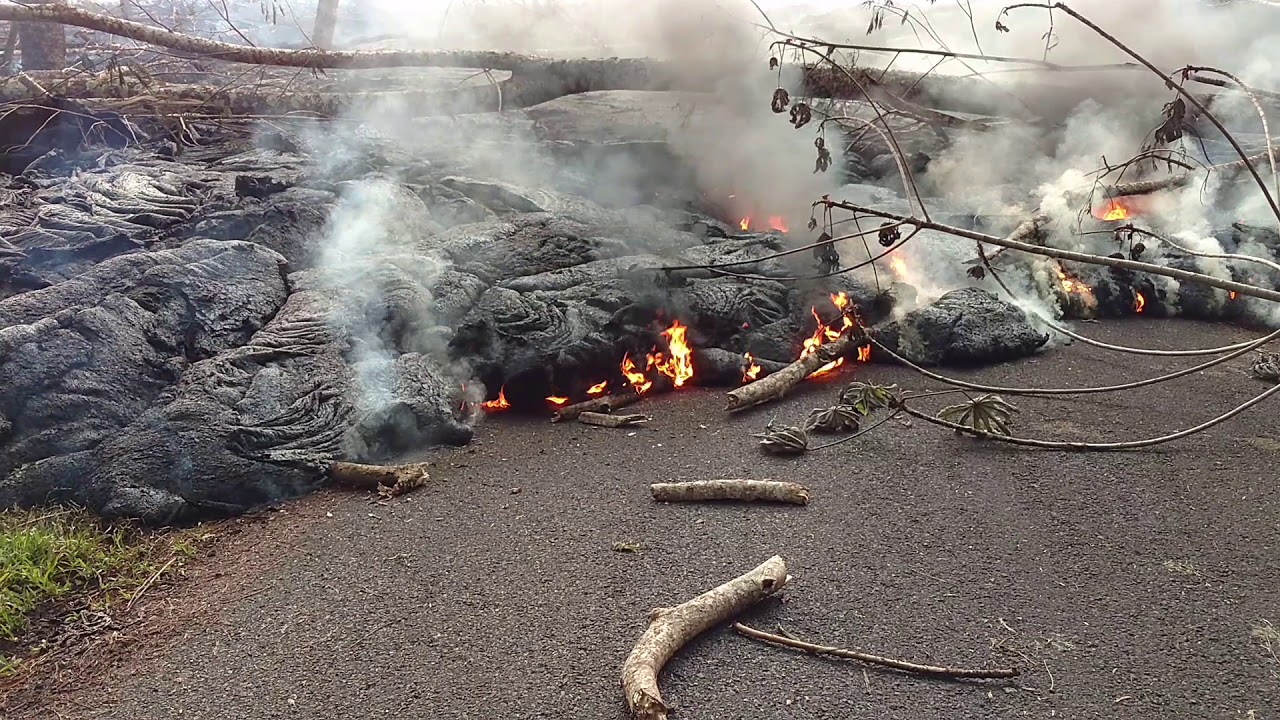 My friend's house is pau  8:14 AM June 2, 2018 in Leilani Estates at the Kilauea eruption