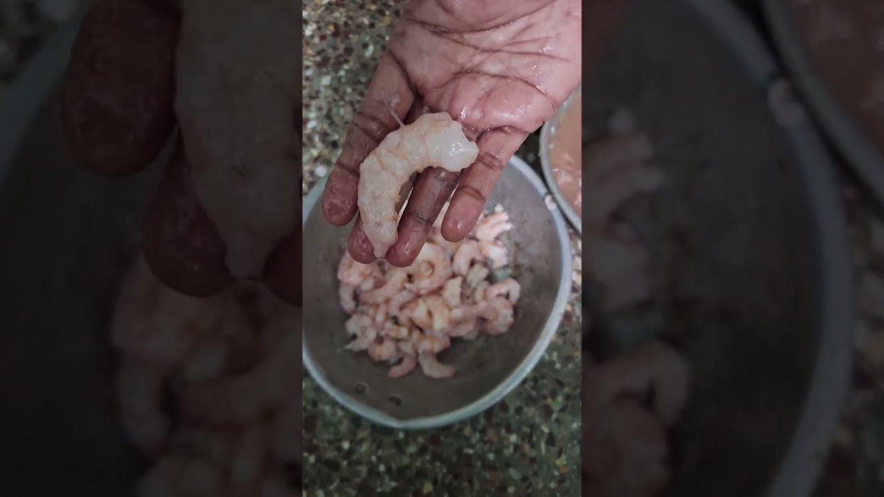 Shadur Kitchen is live Streamed shrimp / prawn cleaning