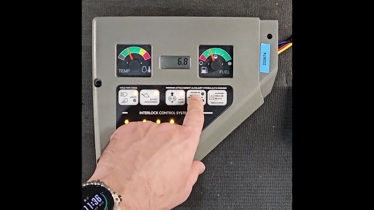 Bobcat Instrument Panel, 6689764