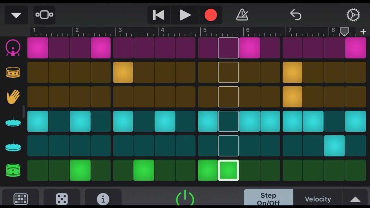 BEAT SEQUENCER BATERIA DO GARAGE BAND IPHONE - GARAGEBAND DRUMS