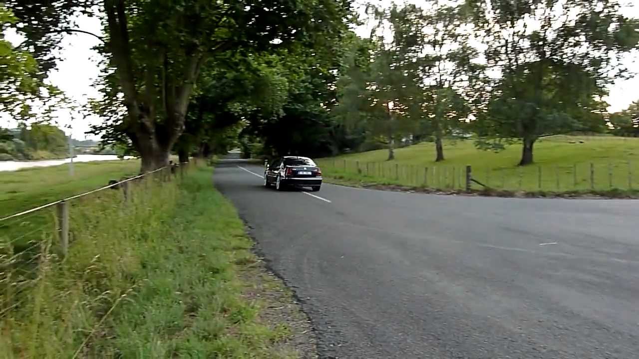 Bora V6 4motion - sound from outside (thrash)