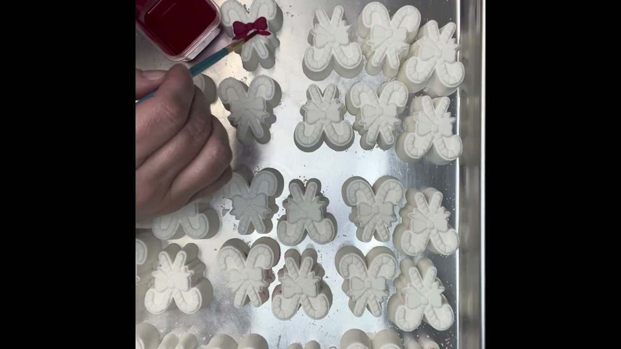 Mini candy cane bath bomb mold 