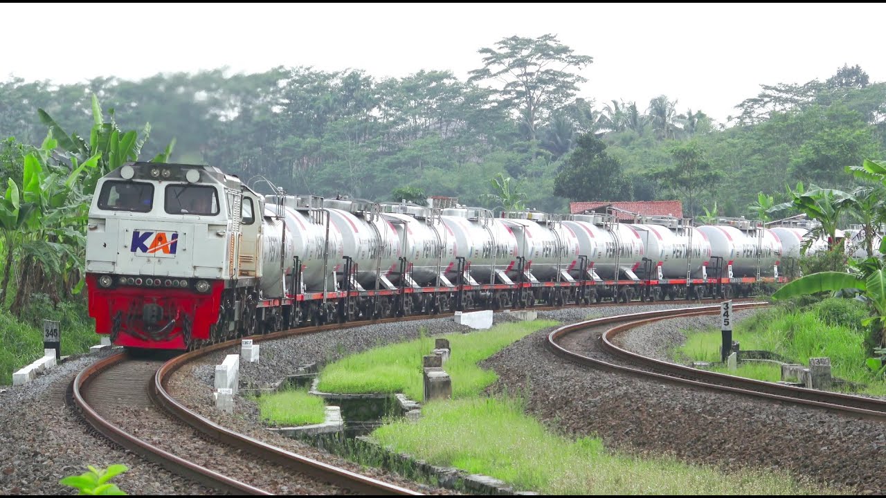 KERETA API TANGKI PANJANG‼️ KOMPILASI KERETA TANGKER PERTAMINA