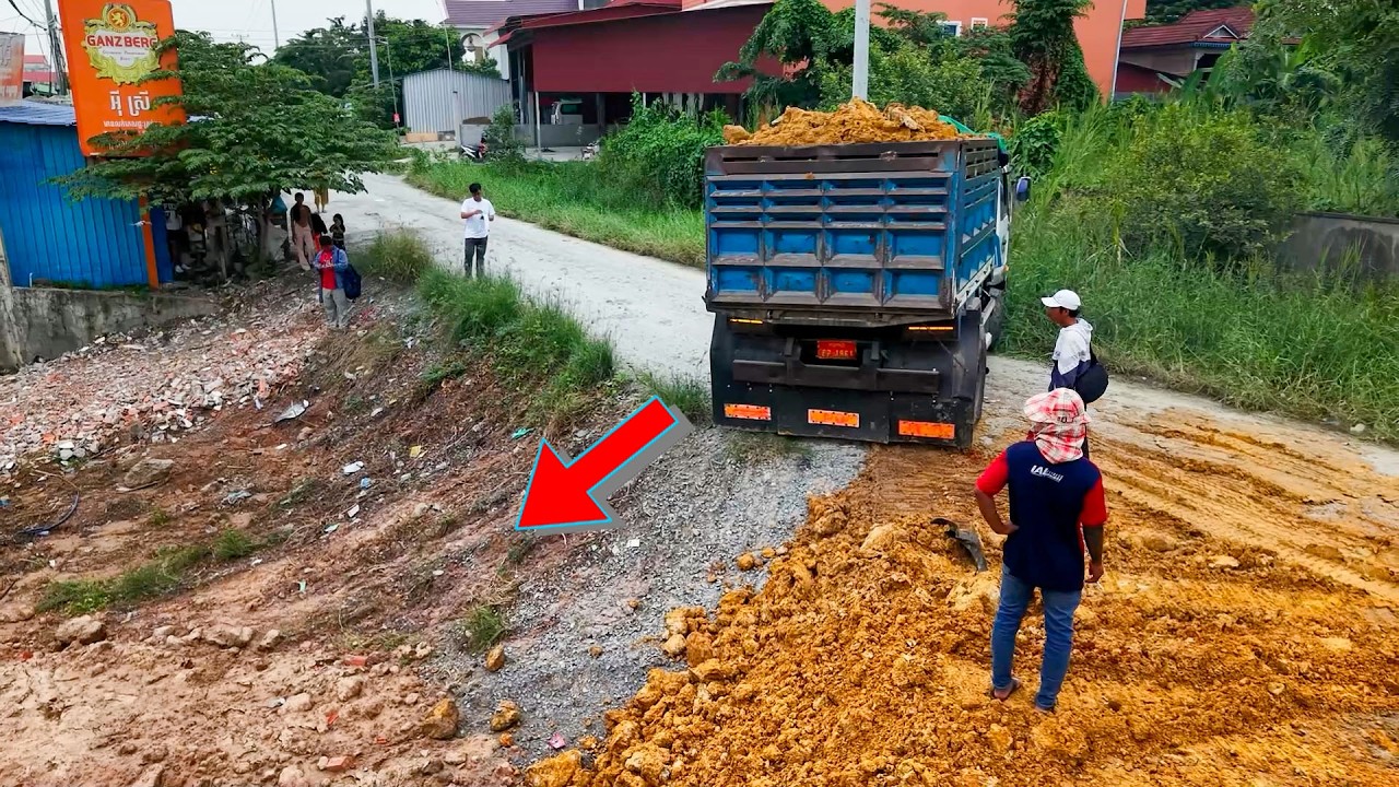 Start New Project !! Very Good Skills Transforming a Landfill Dumping & Dozer D20P Pushing.