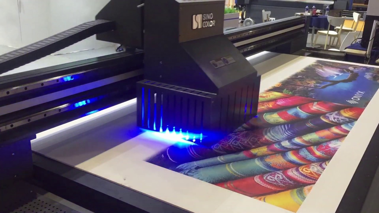 Sinocolor FB-2513R Flatbed UV Printer Working Show