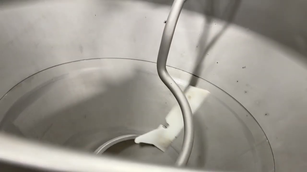Handtmann VF300 vacuum filler