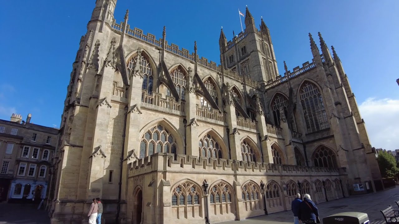 Bath, Somerset, England: Morning walk around City Center. from Bath Abbey to Pulteney Bridge