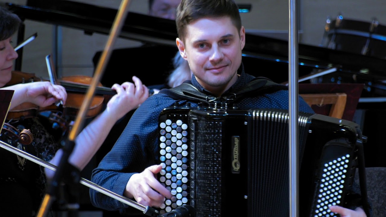 Carlos Gardel - Por una Cabeza.  Dmitry Zharikov - accordion. Yuriy Yanko – conductor