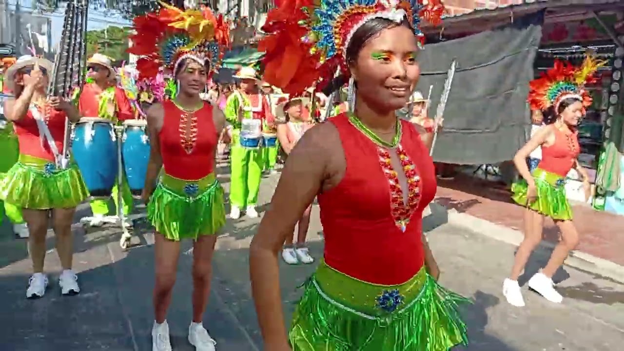 BANDA LATINA ALBERTO PUMAREJO DE MALAMB CARNAVAL EDUCATIVO PUMAREJISTAS 1