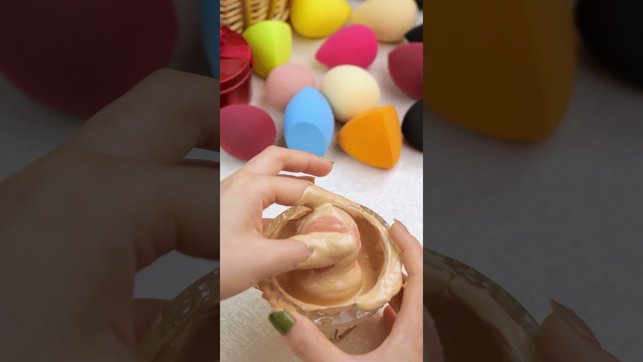 Testing makeup sponge to see how it handles foundation, and there’s no excessive absorption. 💧👌