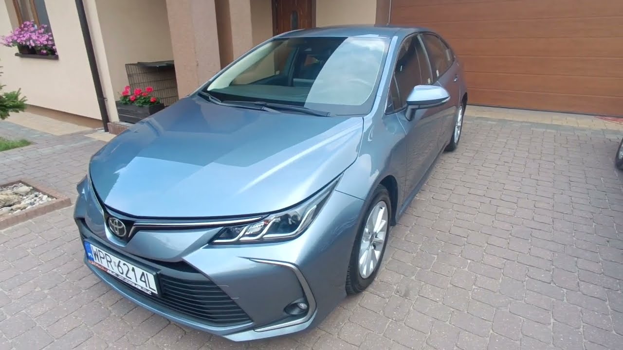 Toyota Corolla 1.5 VVT-I 125KMWersja COMFORT I rej 04.2023 przebieg 79 tyś km
