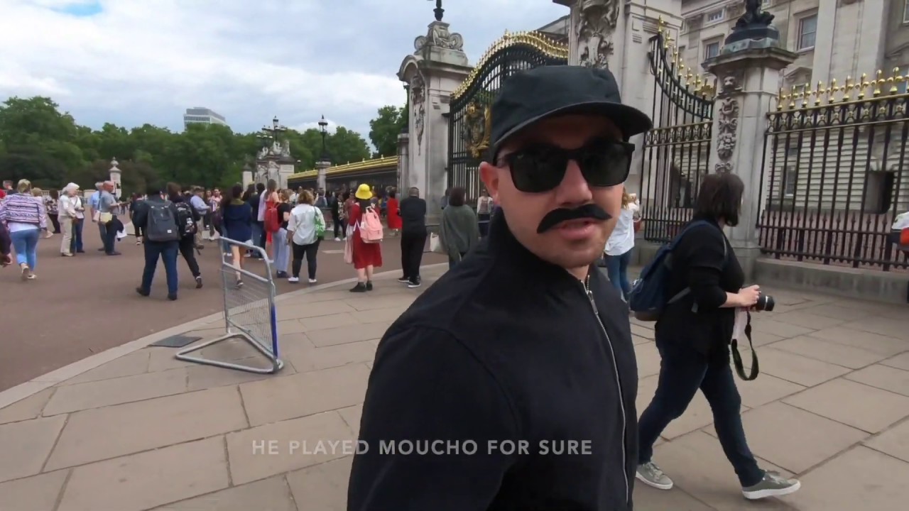Cypriot Abroad - Buckingham Palace, London