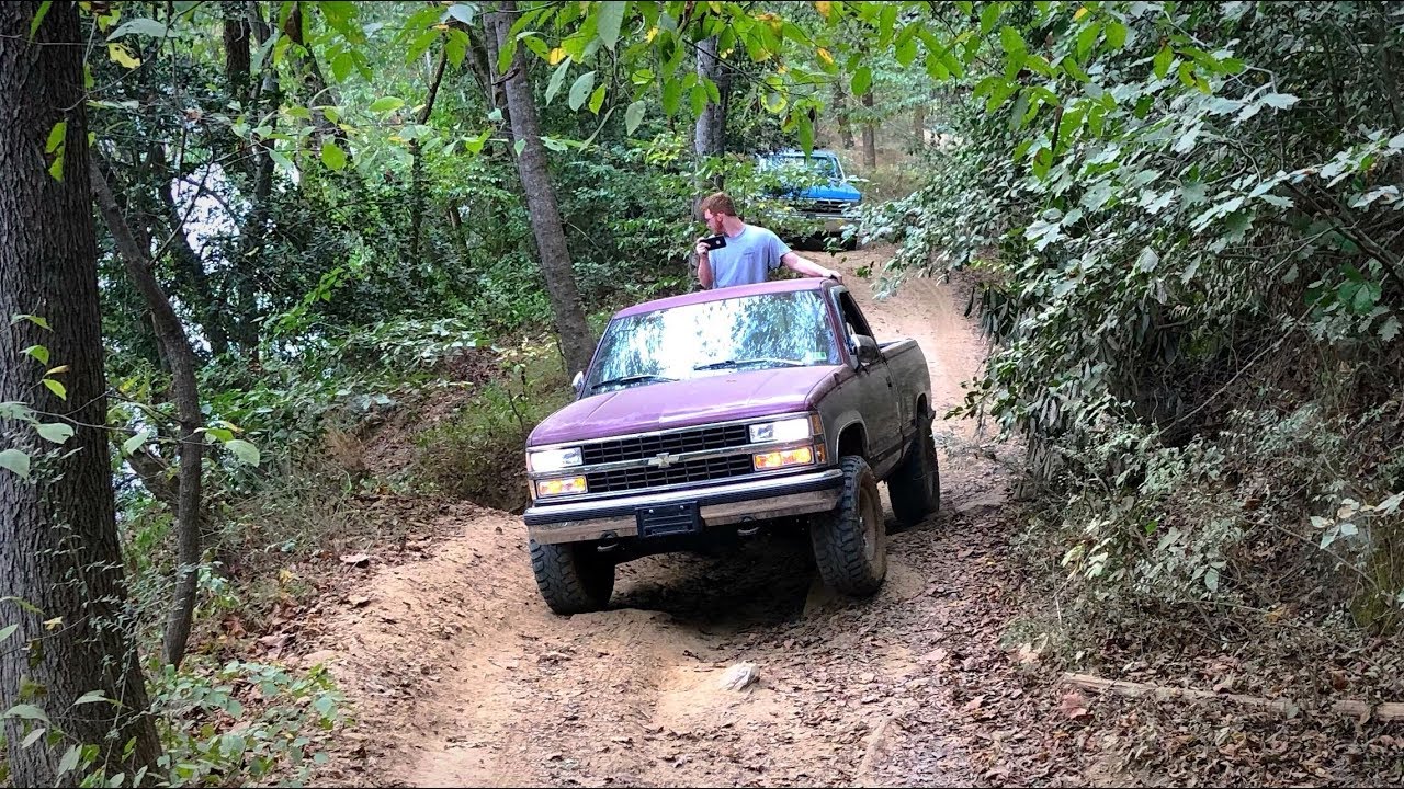 River Trail Trucking In the 1993 Chevy K1500!