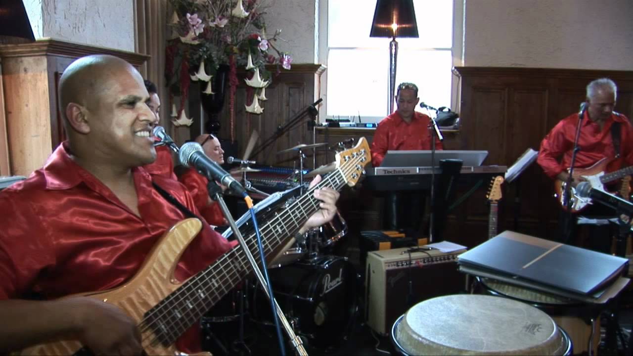 The Entertainers NL - I Couldn't Leave You If I Tried - ft. Ricky Robbins