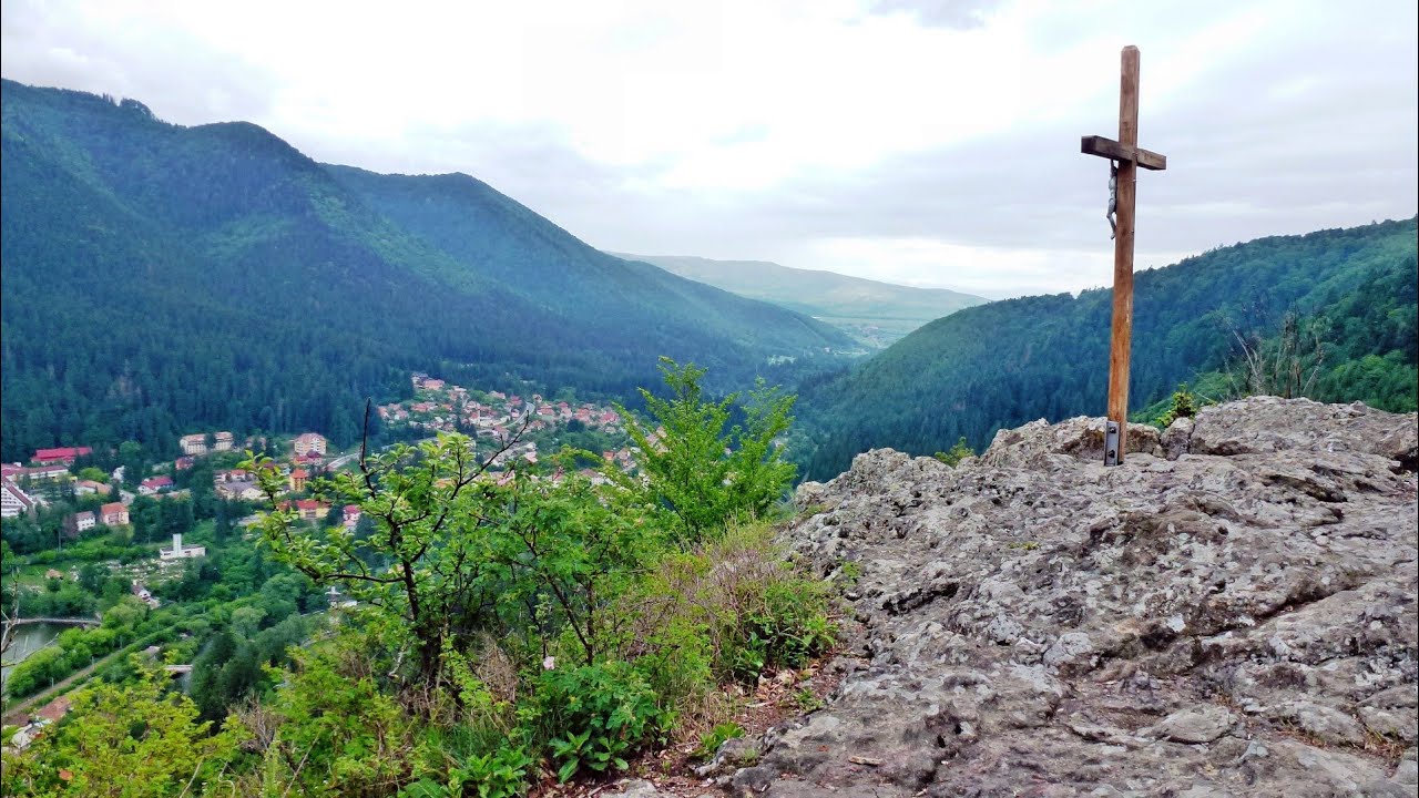 Băile Tușnad: Stânca Șoimilor și Turnul Apor (Harghita, România)