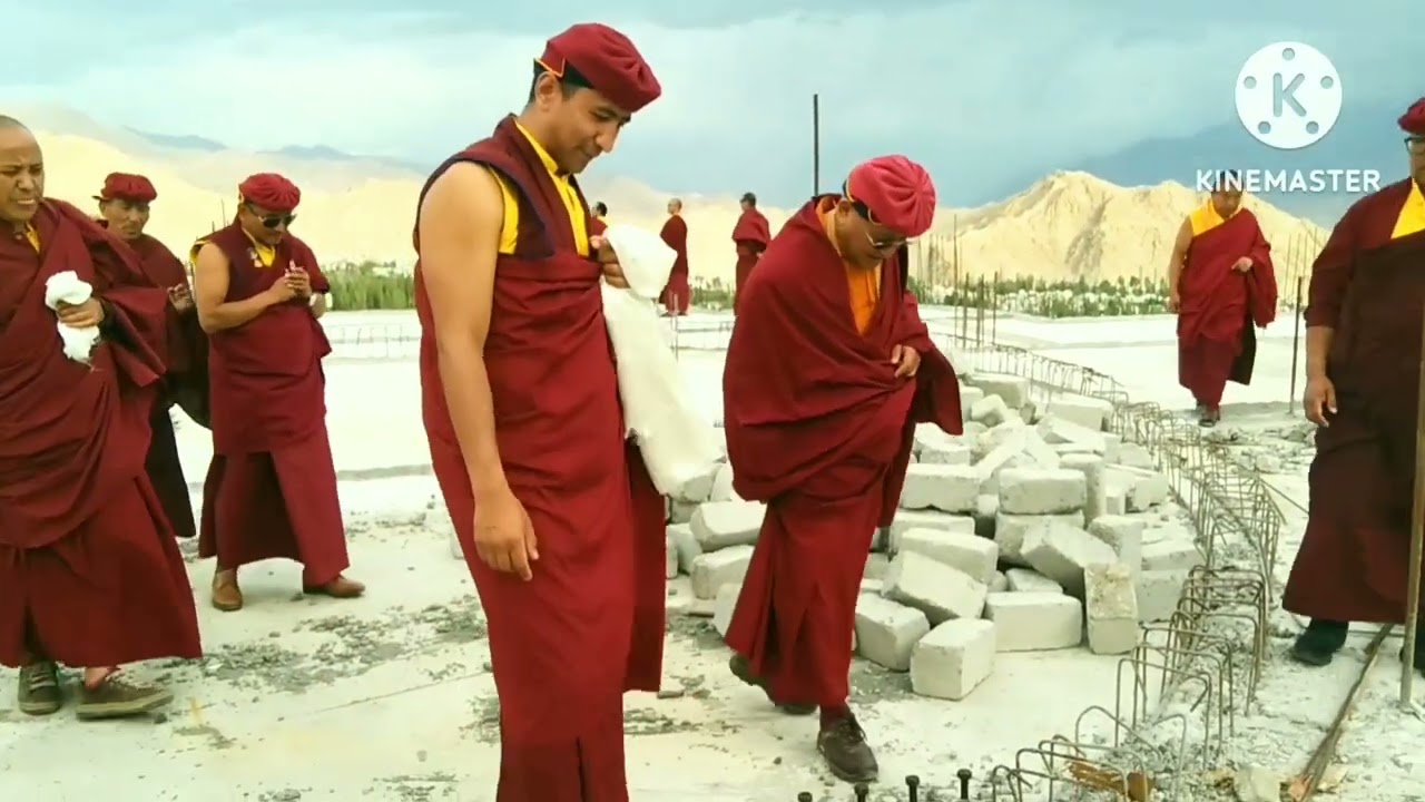 19/07/2023: H.E. Skyabje Gyarawa Rinpoche visited at Skara Kartse Gonpa, Leh...