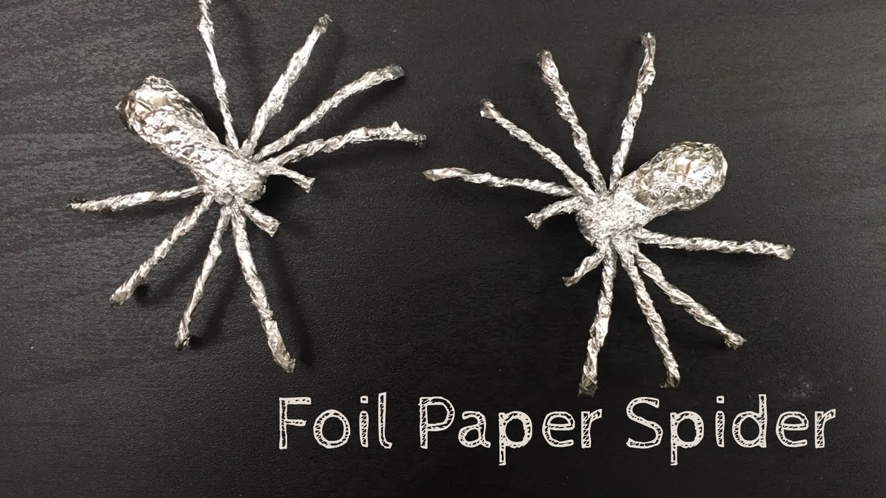 Foil Paper Spider / Foil Paper Craft Ideas / Paper Craft For School / Halloween Crafts / Paper Craft