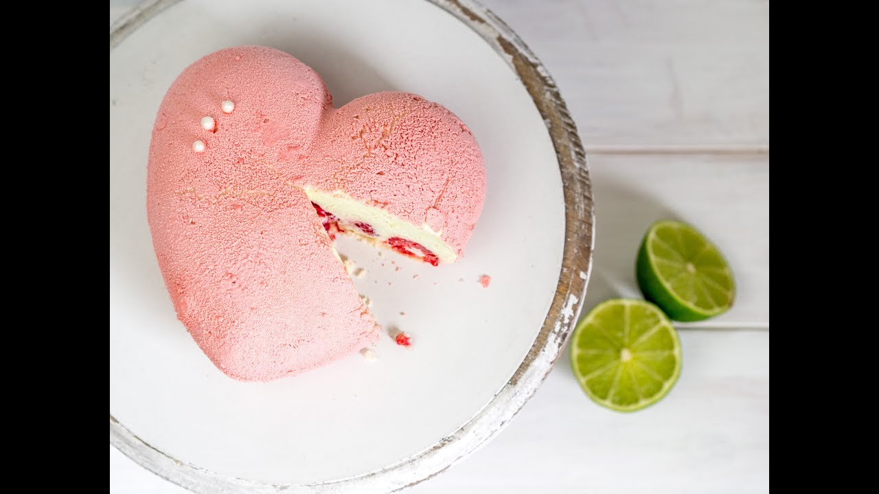 Velvet Effekt / Samteffekt für eine Limettenmousse-Torte / 3D Herz**
