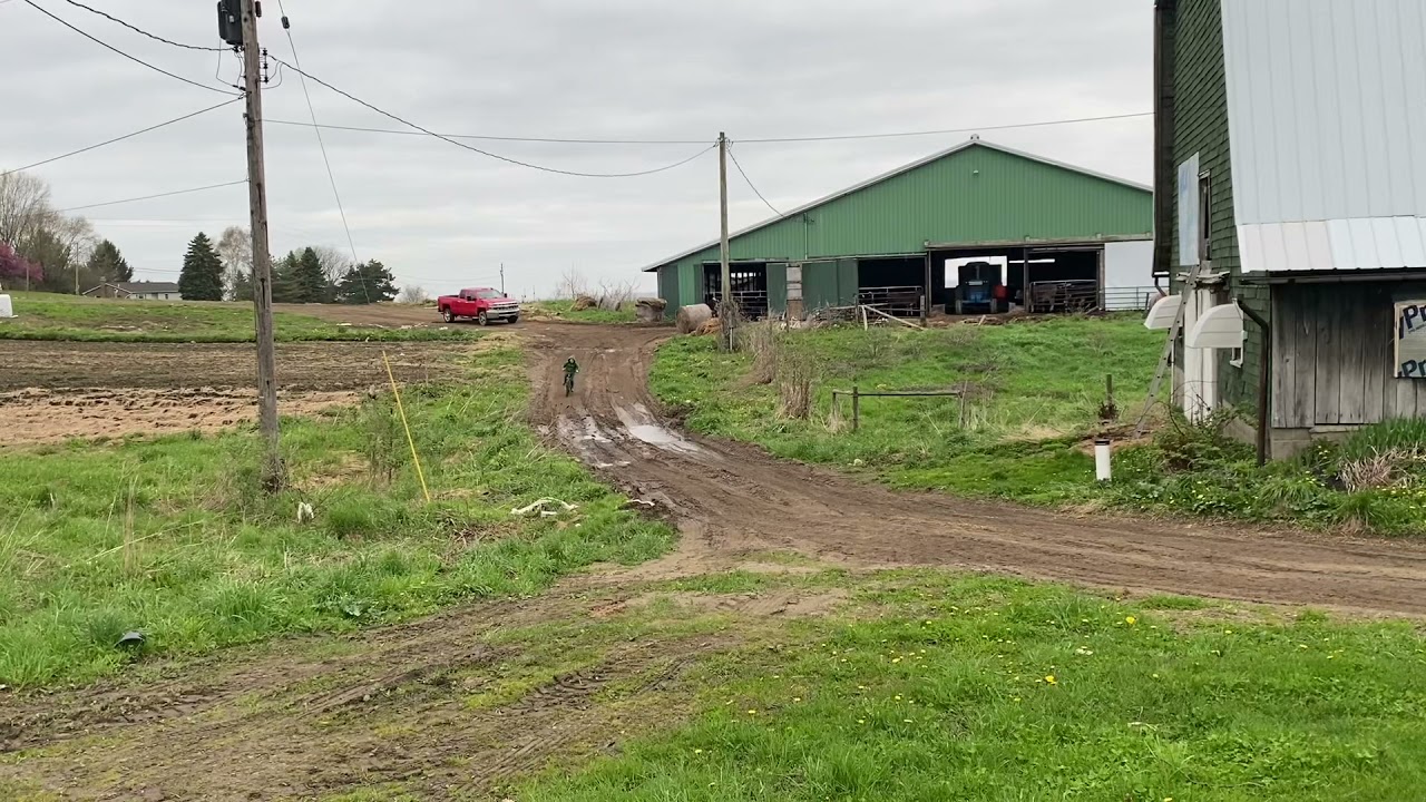 Farmer Carl gets a new show calf