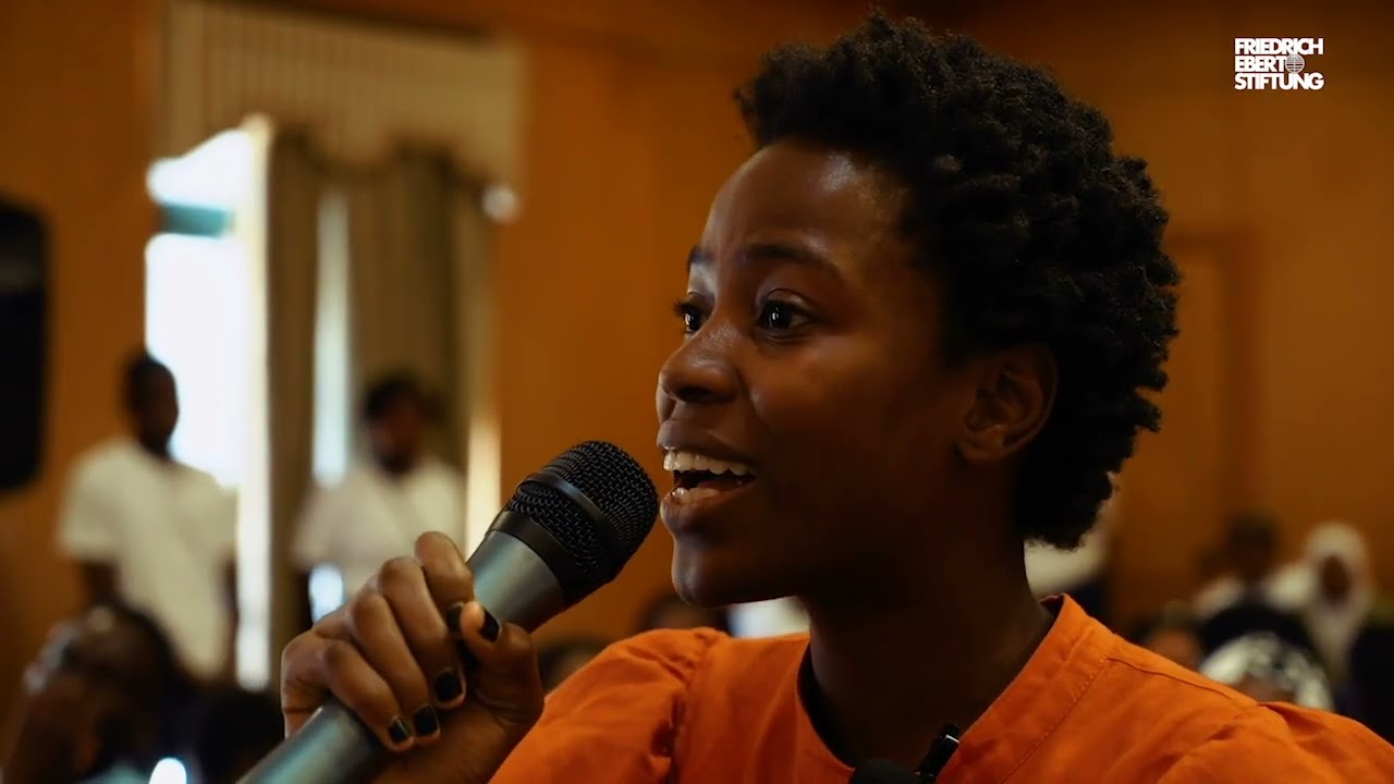 Os Diálogos Open Space - Jovens Redefinindo a Participação Política em Moçambique
