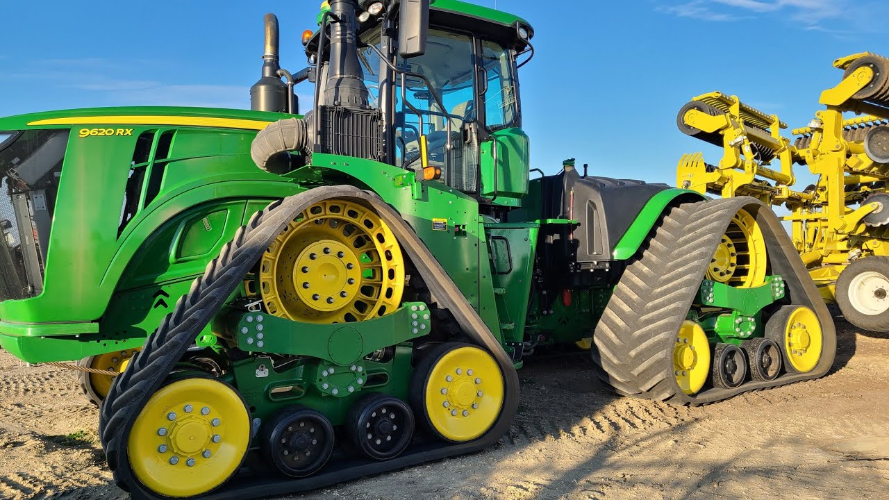 John Deere 9620RX Discing