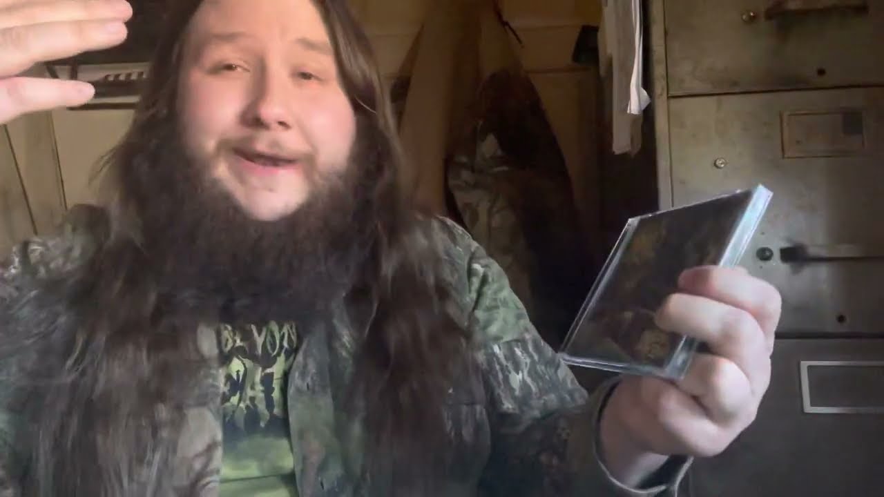 Enormous Hells Headbangers Unboxing (in the back room)