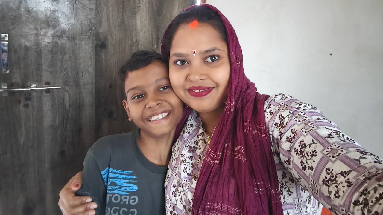मां बेटे कैसे लग रहे हैं ❤️❤️💓💓