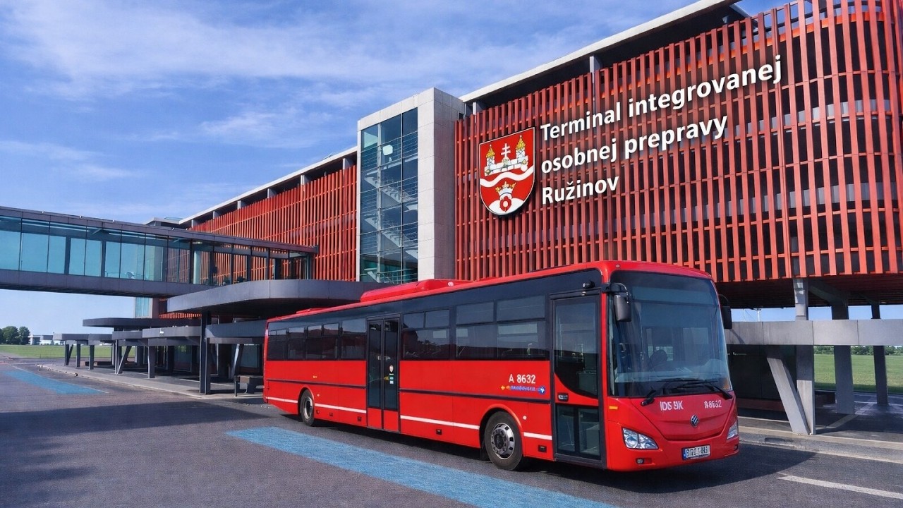 Prestupný terminál v Ružinove. Vlaky, autá, autobusy, električky aj bicykle na jednom mieste