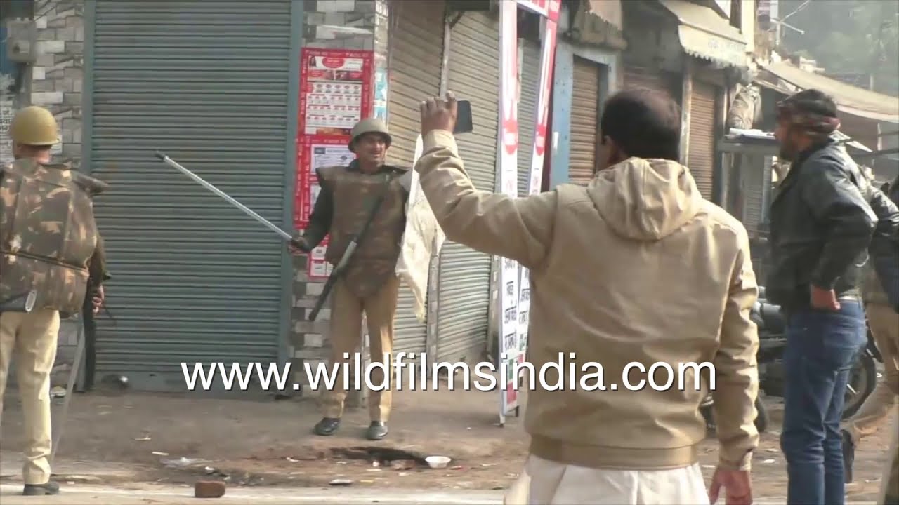 Citizens and Police incident in Hapur, Uttar Pradesh - CAA Bill passed in Parliament